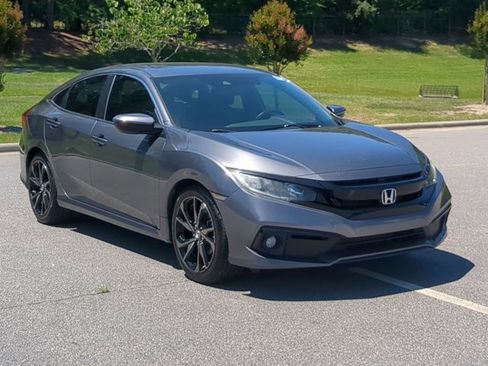 Used 2021 Honda Civic Sport image 2