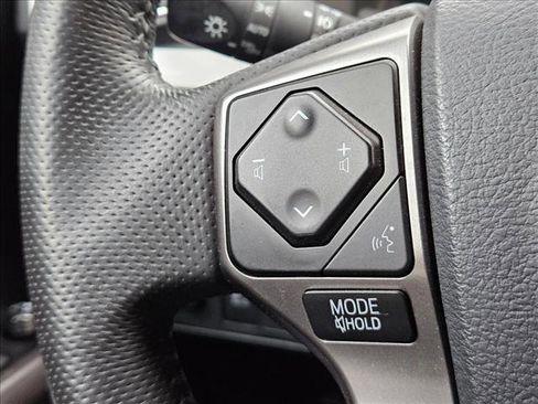 Used 2023 Toyota Tacoma SR5 RWD image 22