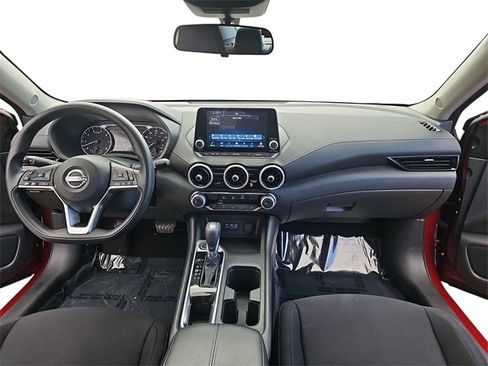 Used 2024 Nissan Sentra SV image 9