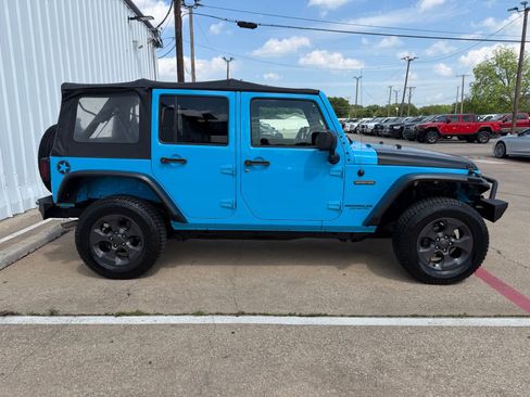 Used 2017 Jeep Wrangler Unlimited Sport AWD/4WD image 8