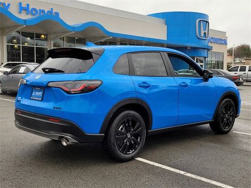 New 2026 Honda HR-V Sport image 3