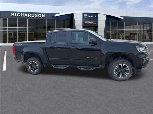 Used 2022 Chevrolet Colorado Z71 AWD/4WD image 34