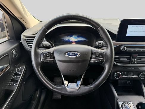 Used 2020 Ford Escape Titanium AWD/4WD image 18