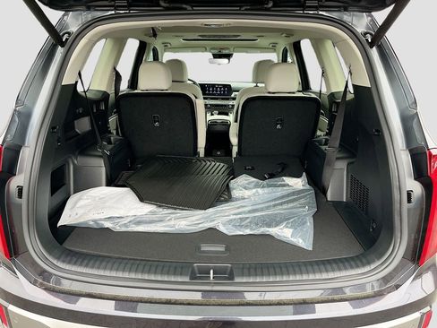 New 2025 Kia Telluride S image 33