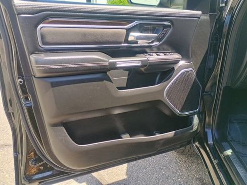 Used 2022 RAM 1500 Laramie AWD/4WD image 23