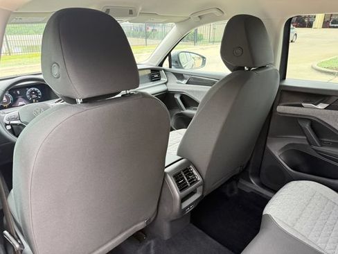 Used 2025 Volkswagen Tiguan S FWD image 24