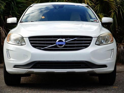 Used 2015 Volvo XC60 T5 Platinum image 3