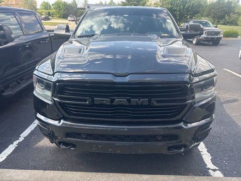 Used 2021 RAM 1500 Laramie AWD/4WD image 3