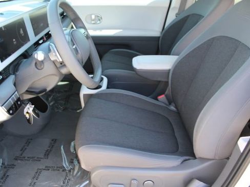 Used 2023 Hyundai Ioniq 5 SE w/ Cargo Package image 33