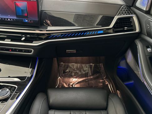 Certified 2024 BMW X7 M60i w/ Executive Package image 29