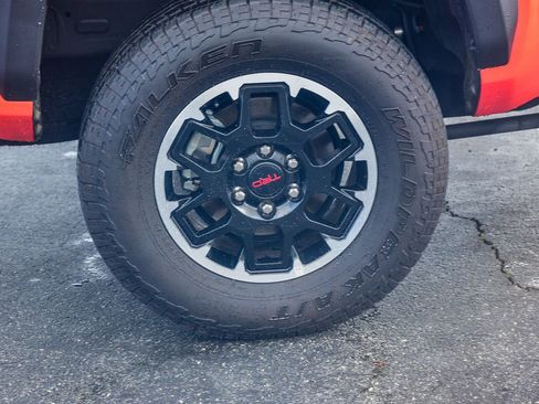 Certified 2024 Toyota Tacoma TRD Off-Road image 9