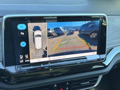 New 2026 Volkswagen Atlas SEL Premium R-Line image 25