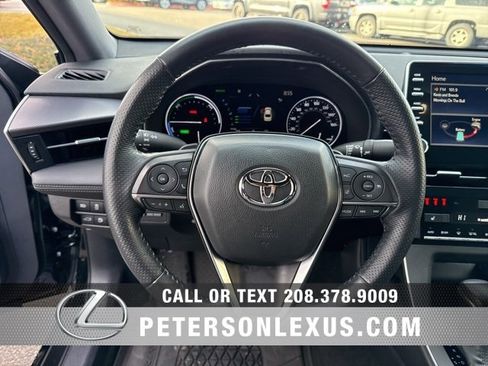 Used 2022 Toyota Avalon XSE image 23