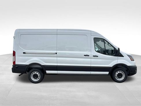 New 2026 Ford Transit 250 148 Medium Roof RWD image 11