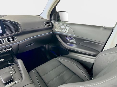 Used 2026 Mercedes-Benz GLS 450 4MATIC image 31