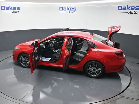 Certified 2024 Kia Forte GT-Line image 58