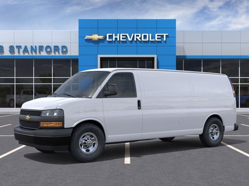 New 2026 Chevrolet Express 2500 Extended RWD image 2