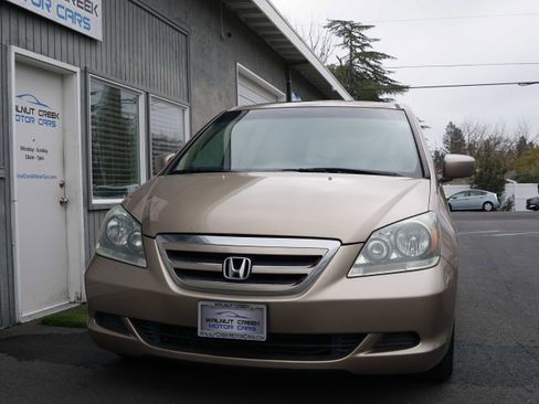 Used 2006 Honda Odyssey EX-L image 2