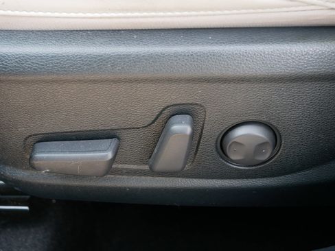 Certified 2023 Kia Seltos EX image 20