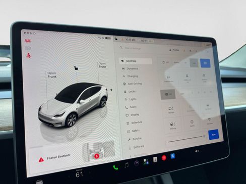 Used 2023 Tesla Model Y AWD image 23