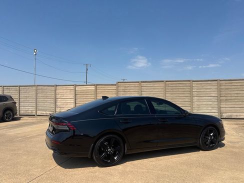 Used 2024 Honda Accord Sport image 23