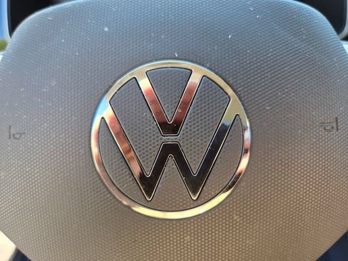 Used 2025 Volkswagen Jetta S FWD image 32