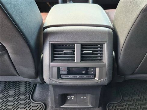 Used 2021 Volkswagen Atlas SEL Premium AWD/4WD image 17
