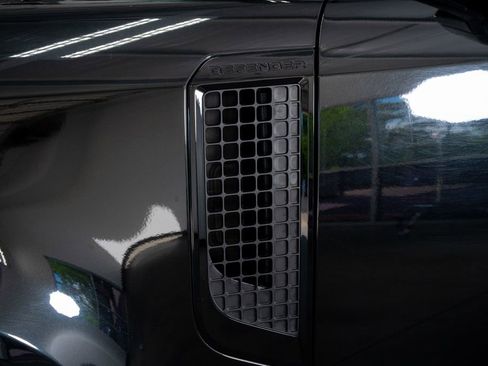 Used 2024 Land Rover Defender 90 S AWD/4WD image 20