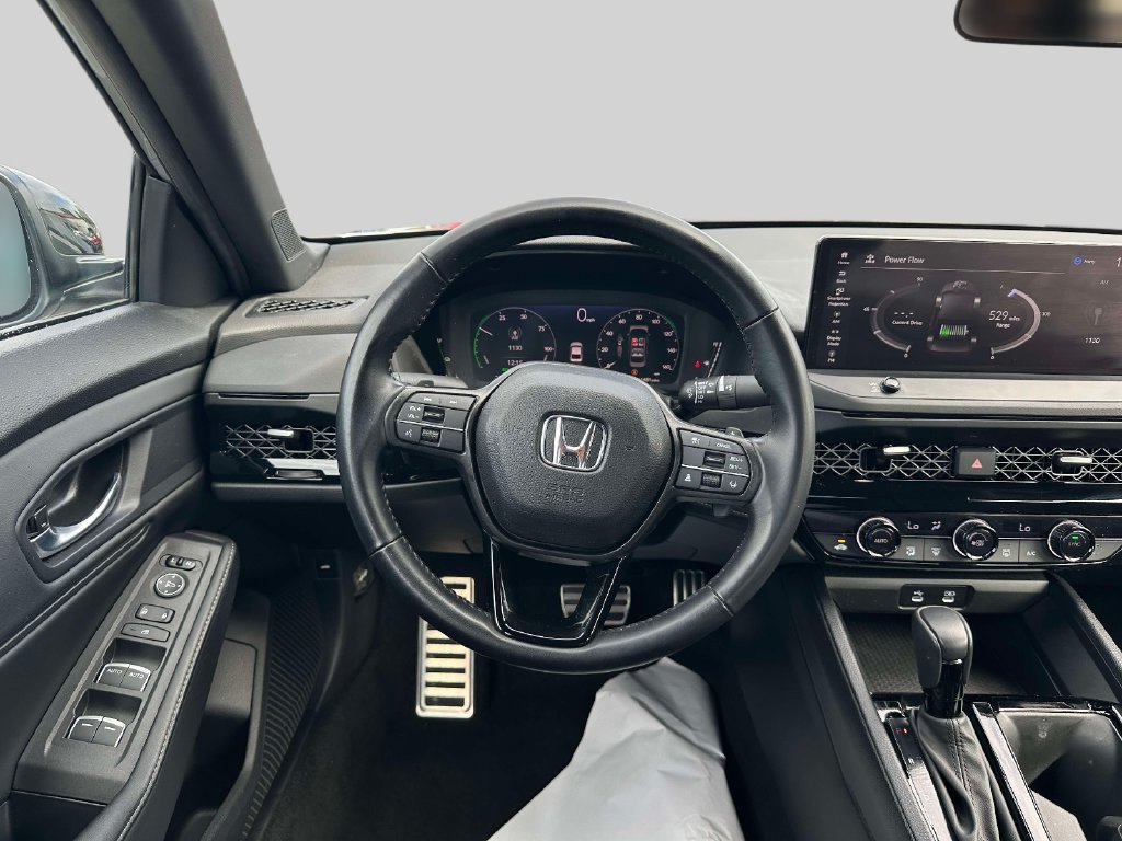 Used 2024 Honda Accord Sport image 9
