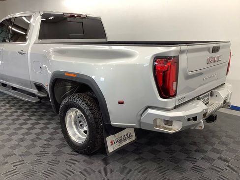 Used 2020 GMC Sierra 3500 Denali AWD/4WD image 4