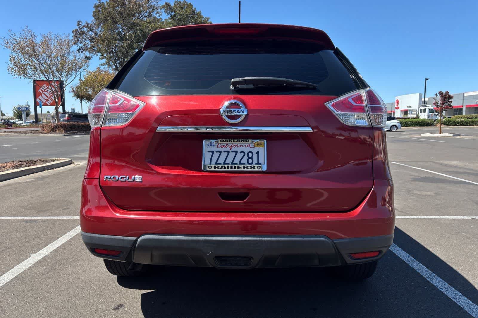 Used 2016 Nissan Rogue S FWD image 8