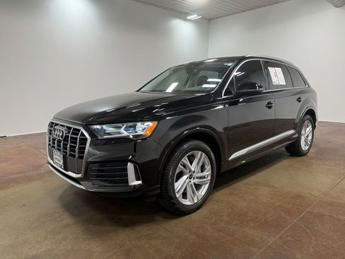 Used 2023 Audi Q7 2.0T Premium w/ Towing Package image 39