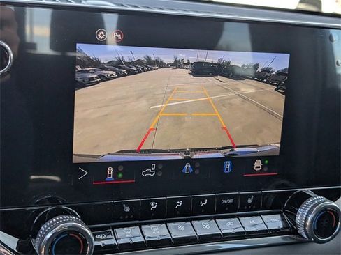 New 2026 GMC Canyon Elevation w/ Convenience Package image 12