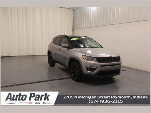 Certified 2019 Jeep Compass Latitude AWD/4WD image 1