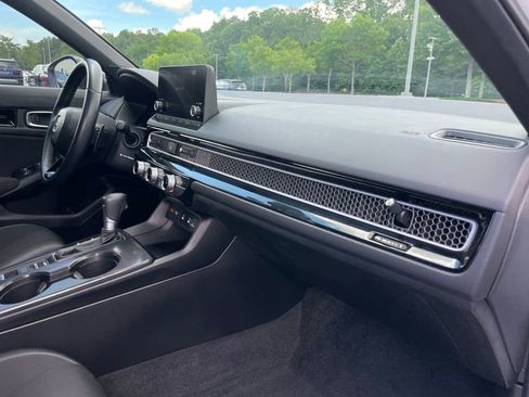 Used 2025 Honda Civic Sport image 33