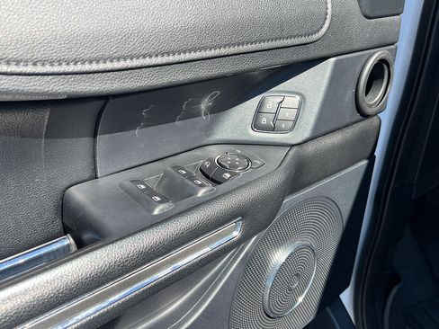 Used 2020 Ford Expedition XLT w/ Equipment Group 202A image 18