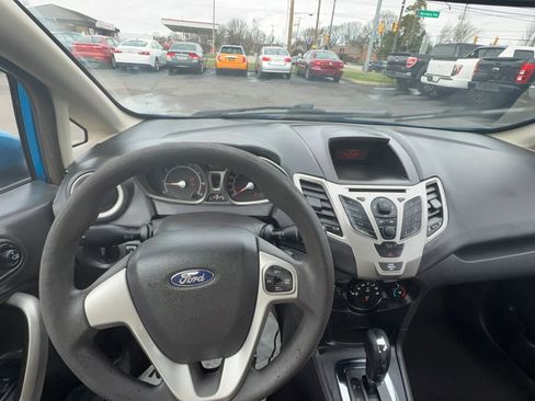 Used 2012 Ford Fiesta SE image 14