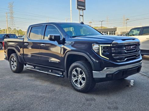 Used 2025 GMC Sierra 1500 SLT image 8