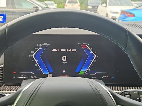 Used 2025 BMW ALPINA XB7 AWD/4WD image 11