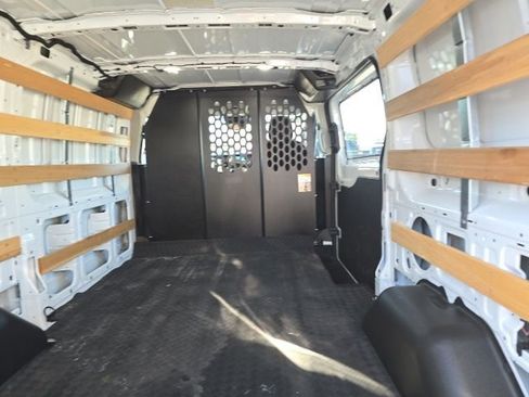 Used 2025 Ford Transit 250 Low Roof w/ Exterior Upgrade Package RWD image 5