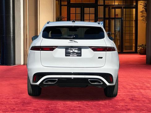 New 2026 Jaguar F-PACE R-Dynamic S image 11