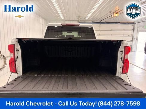 Used 2021 Chevrolet Silverado 1500 Custom w/ LPO, Dark Essentials Package AWD/4WD image 5