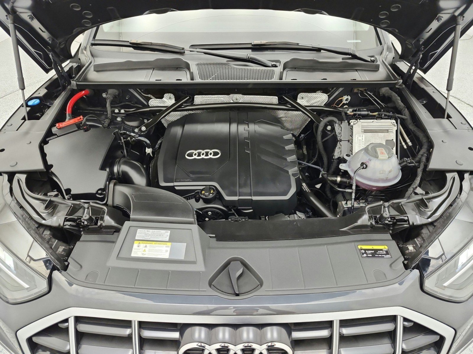 Used 2023 Audi Q5 2.0T Premium w/ Convenience Package AWD/4WD image 17