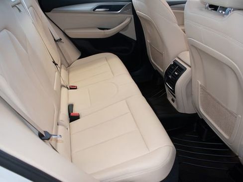 Used 2021 BMW X3 xDrive30i AWD/4WD image 12