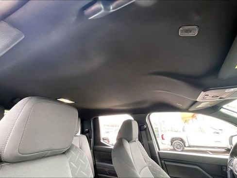 Used 2024 Toyota Tacoma SR image 22