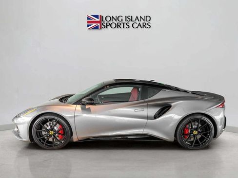 Used 2025 Lotus Emira RWD image 5