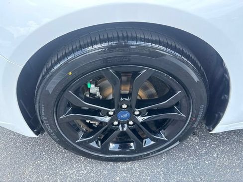 Used 2020 Ford Fusion SE w/ Equipment Group 151A FWD image 12