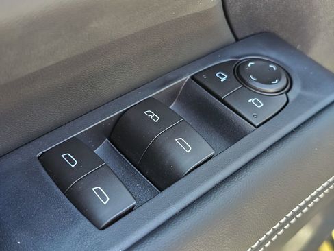 New 2026 GMC Terrain Elevation w/ Elevation Premium Package AWD/4WD image 10