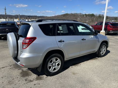 Used 2012 Toyota RAV4 4WD w/ Value Pkg image 6