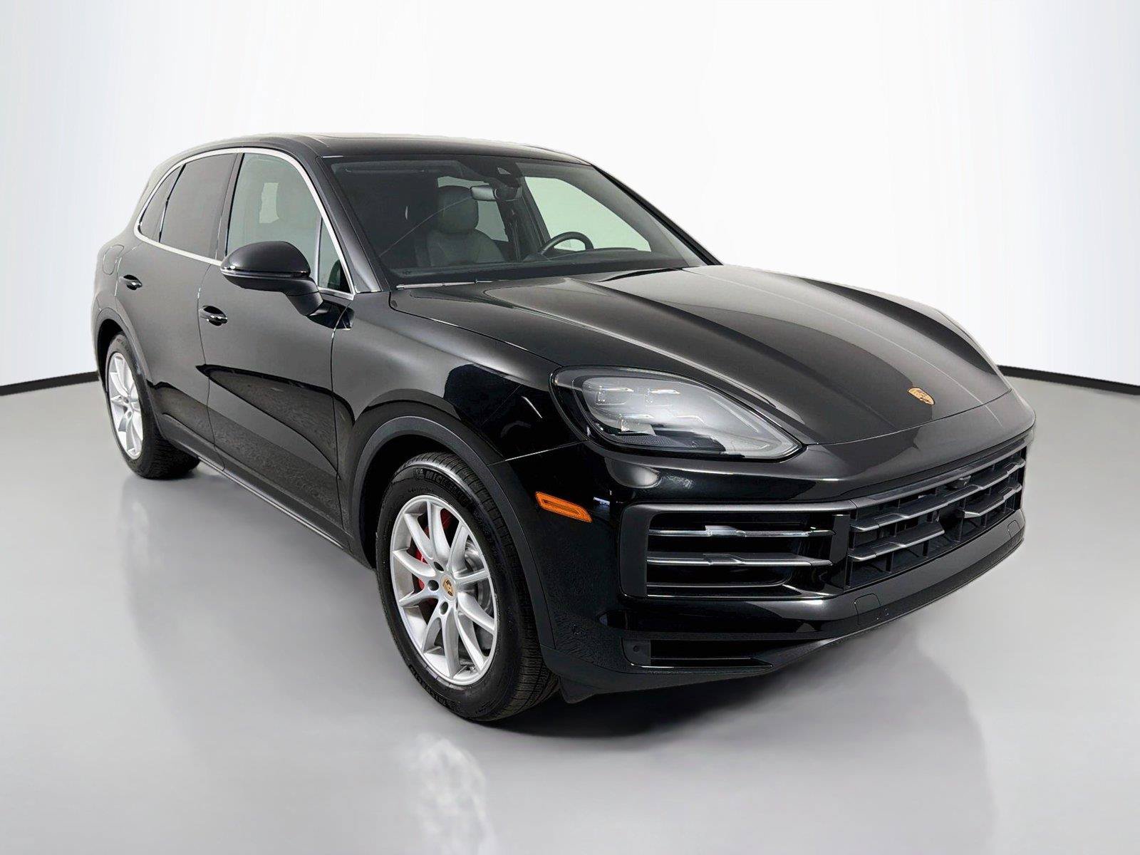 Certified 2026 Porsche Cayenne S AWD/4WD image 9